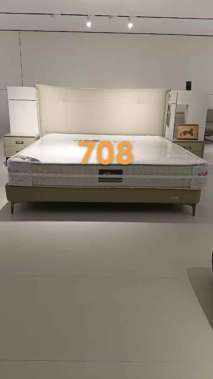 1.8*2.2软包床头，带两个床头柜